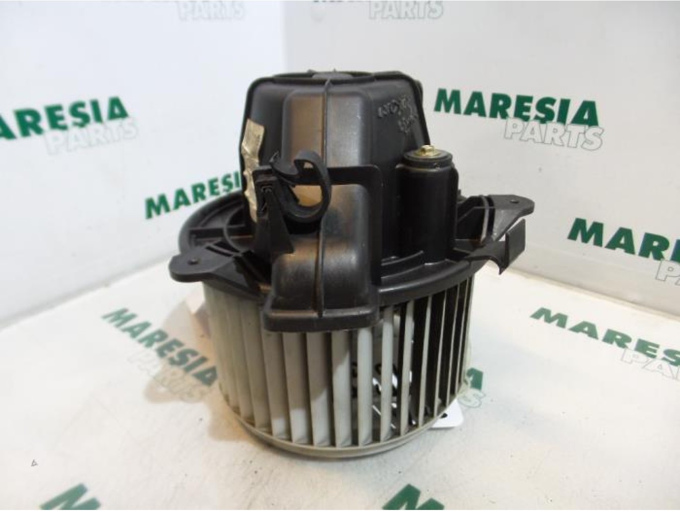 Fiat - Stilo - Heating and ventilation fan motor