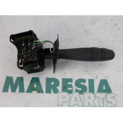 Renault - Clio - Indicator switch