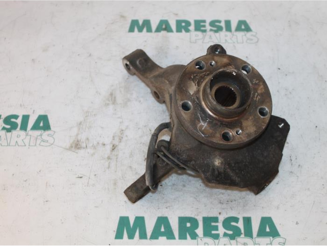 Renault - Espace - Knuckle, front right