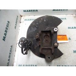 Alfa Romeo - 156 - Fusee links-achter