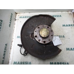 Alfa Romeo - 156 - Fusee links-achter