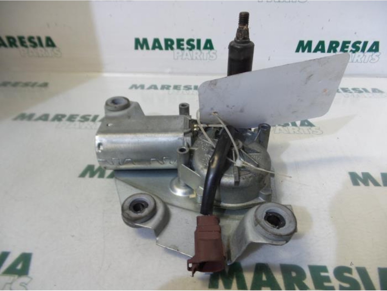 Peugeot - 206 - Scheibenwischermotor hinten