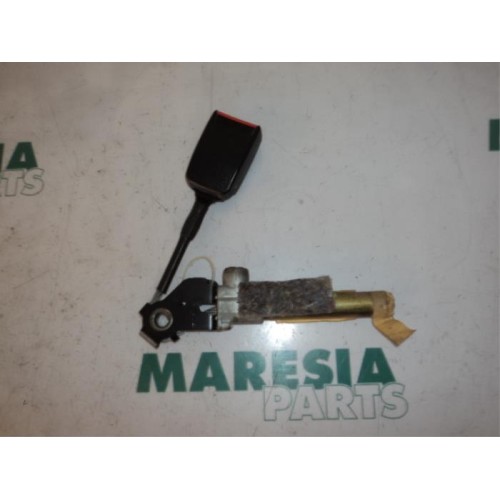 Renault - Laguna - Gurtsrammer links
