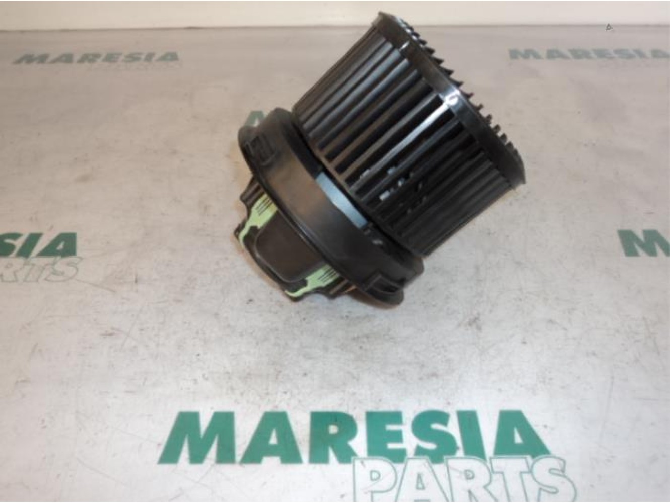 Peugeot - 207 - Heating and ventilation fan motor