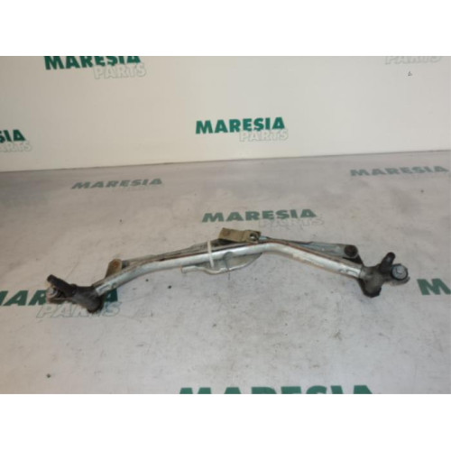 Peugeot - 207 - Wiper mechanism