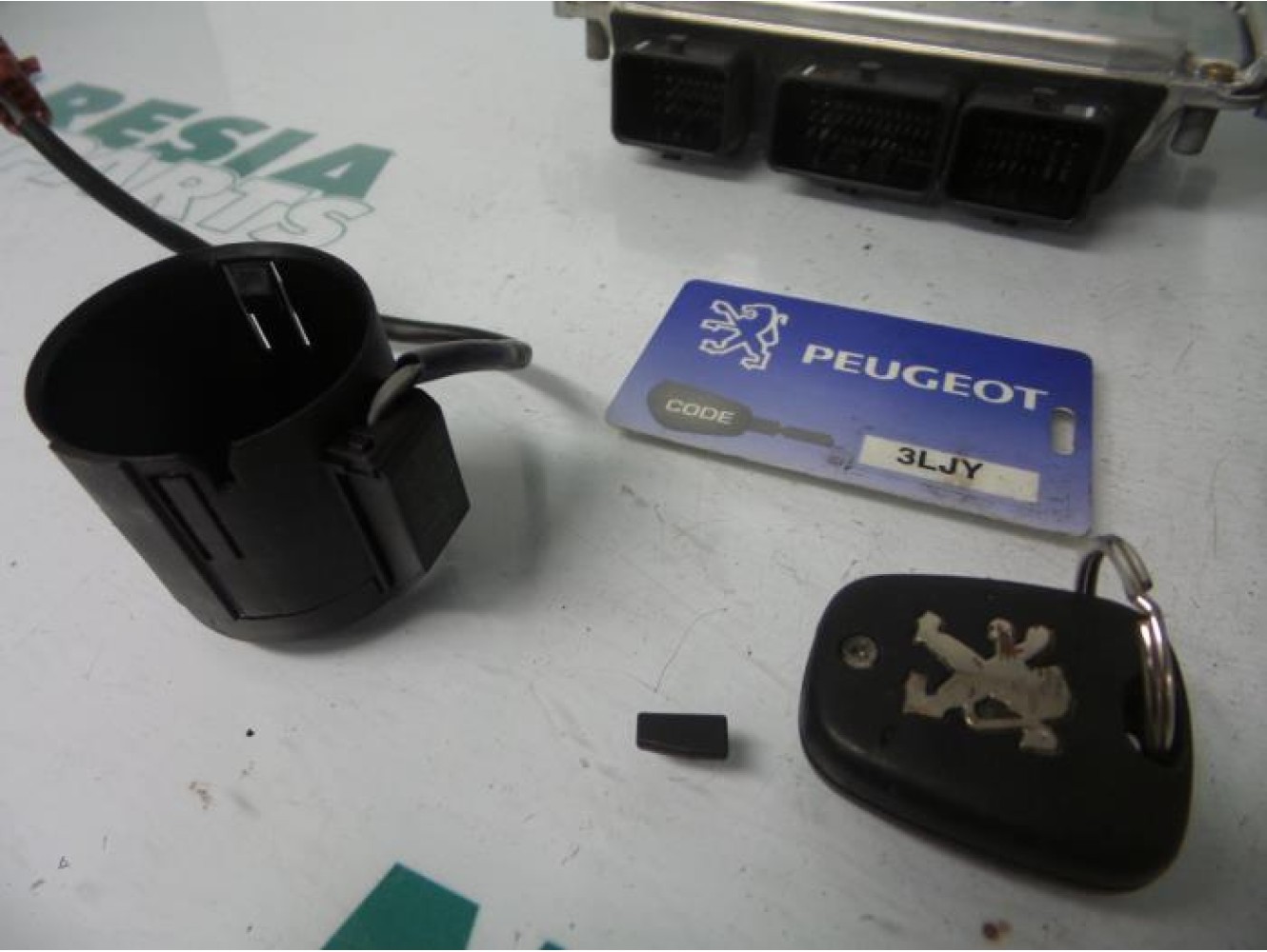 Peugeot - 206 - Engine management computer