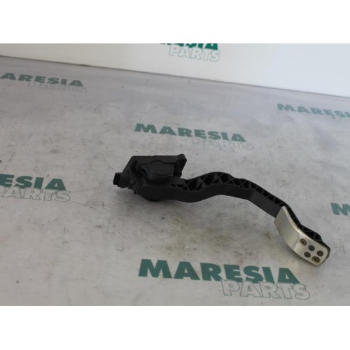 Peugeot - 206 - Gaspedaalpositie Sensor