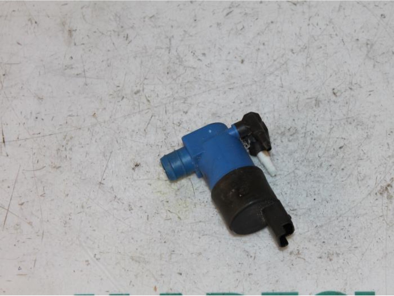 Renault - Clio - Scheibensprüherpumpe vorne