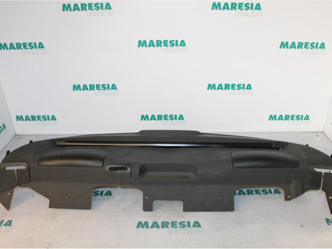 Lancia - Thesis - Parcel shelf