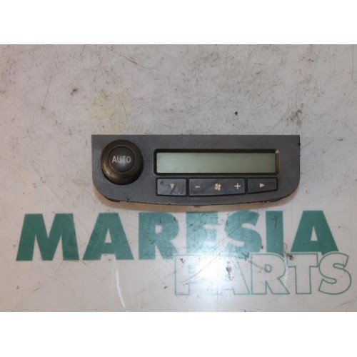 Lancia - Thesis - Panneau de commandes chauffage