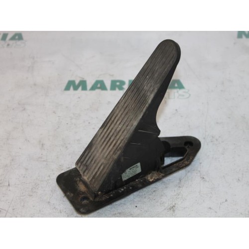 Lancia - Thesis - Throttle pedal position sensor
