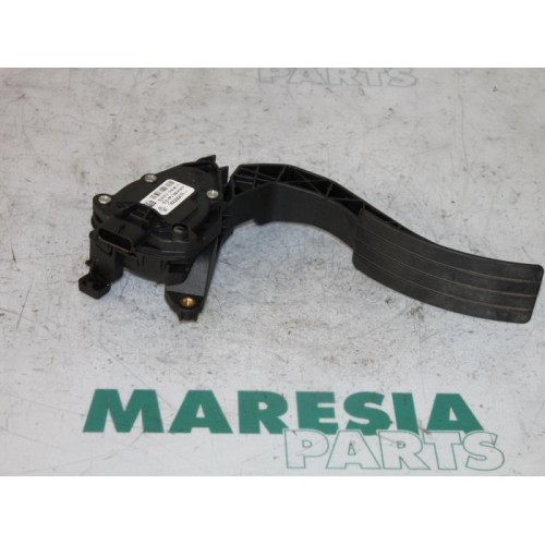 Renault - Clio - Gaspedalposition Sensor