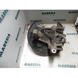 Lancia - Thesis - Achsschenkel links hinten