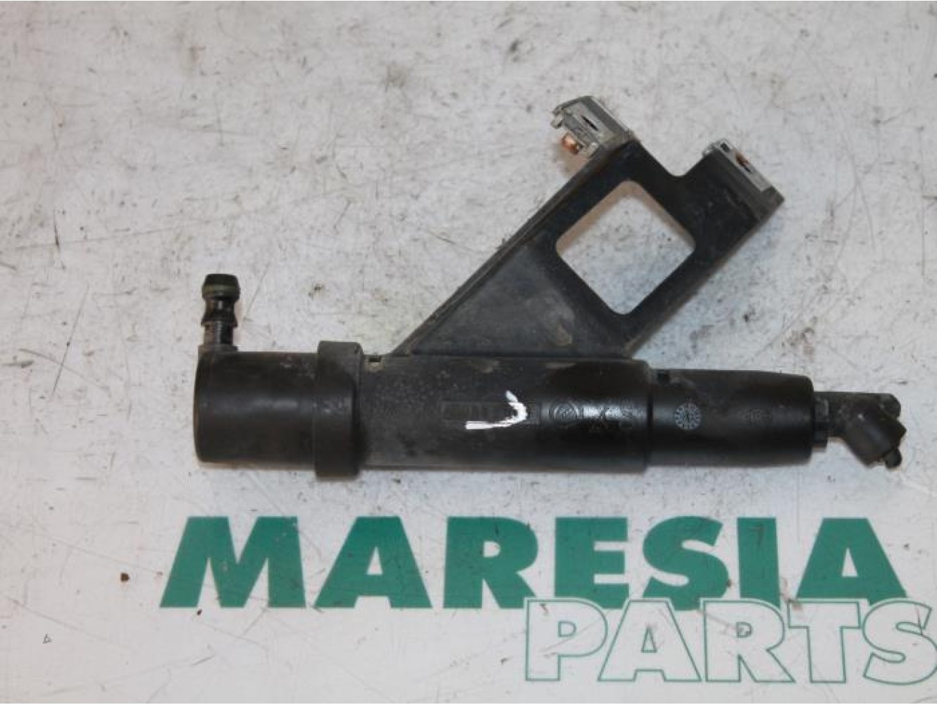 Lancia - Thesis - Scheinwerfersprüher