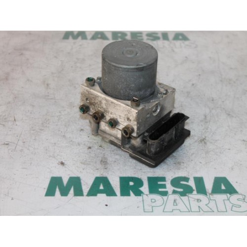 Renault - Megane - ABS pump