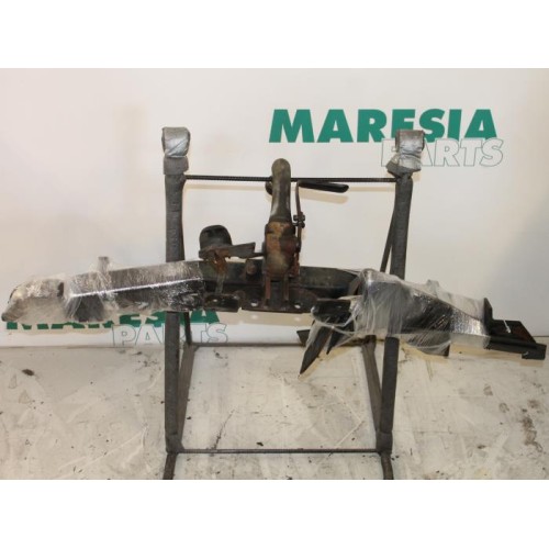 Lancia - Thesis - Towbar