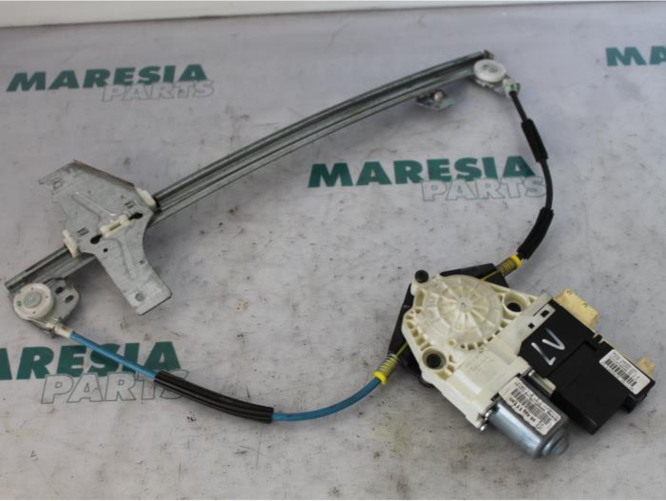 Peugeot - 307 - Window mechanism 4-door, front left