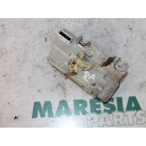 Peugeot - 307 - Rear door mechanism 4-door, right