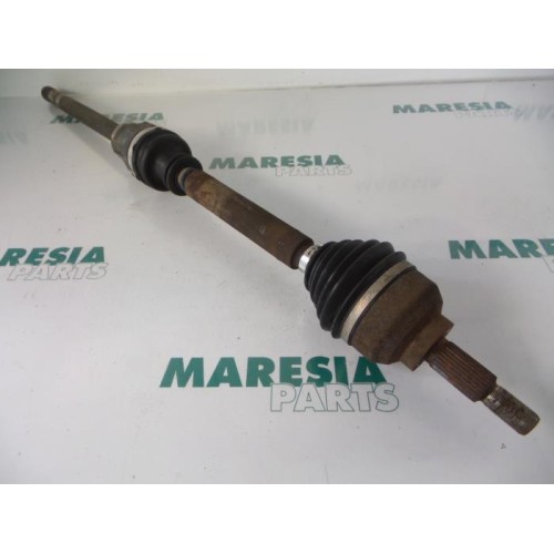 Renault - Laguna - Front drive shaft, right