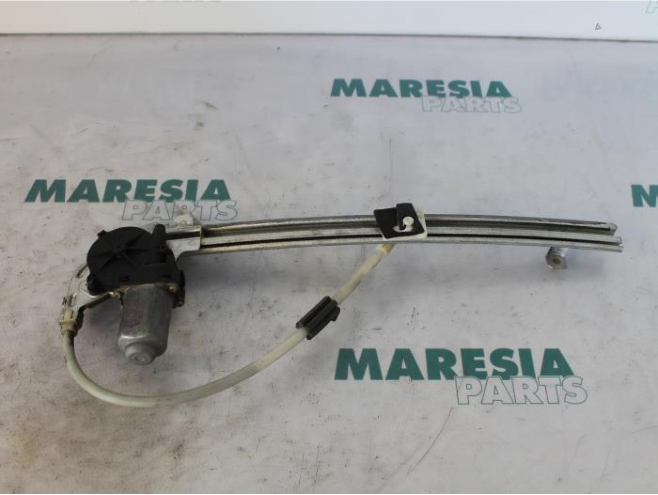 Renault - Laguna - Rear door window mechanism 4-door, right