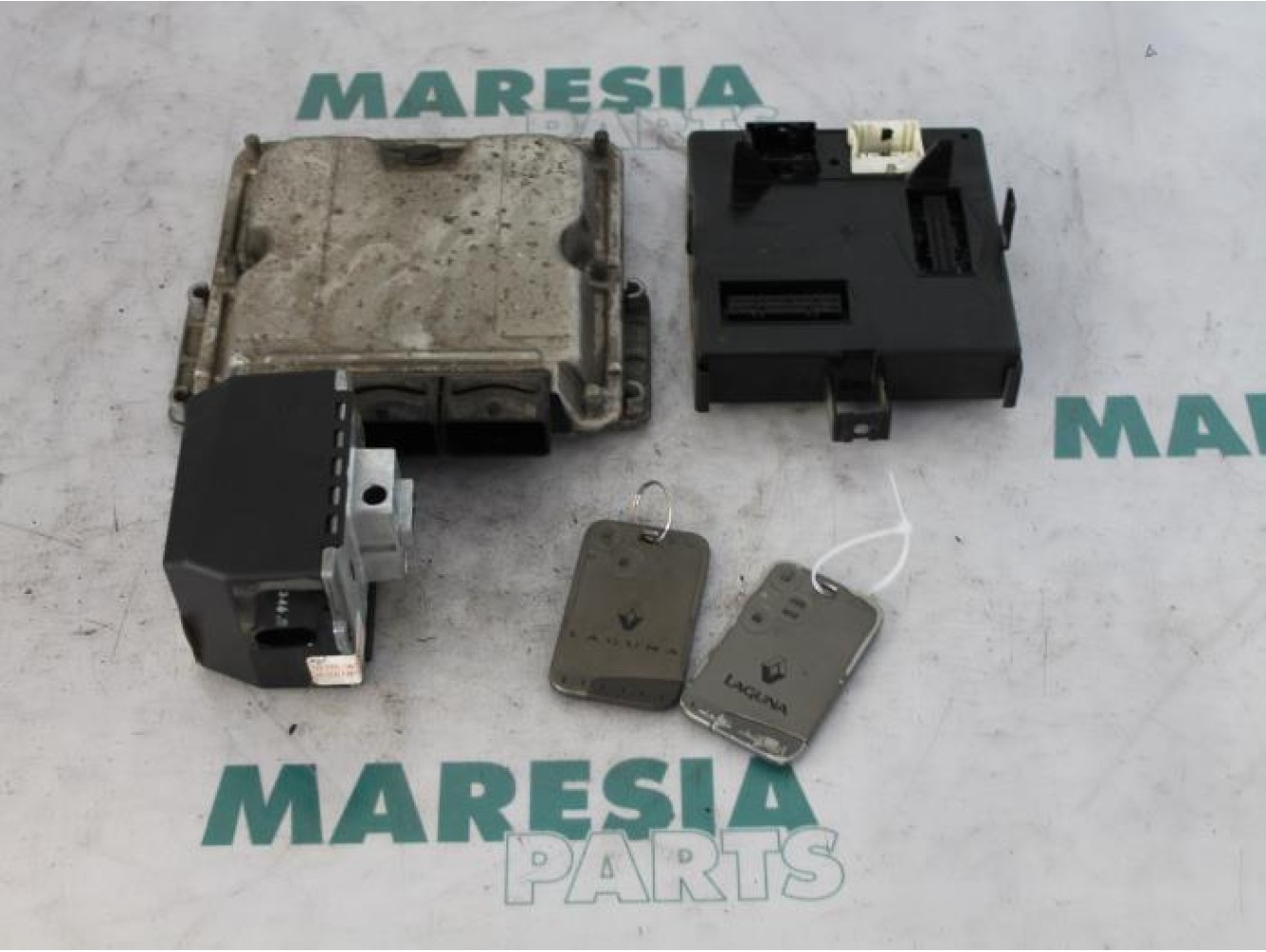 Renault - Laguna - Engine management computer