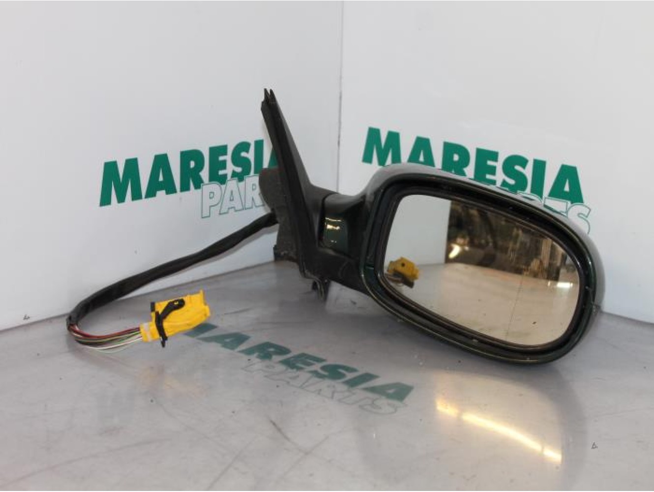 Lancia - Thesis - Wing mirror, right