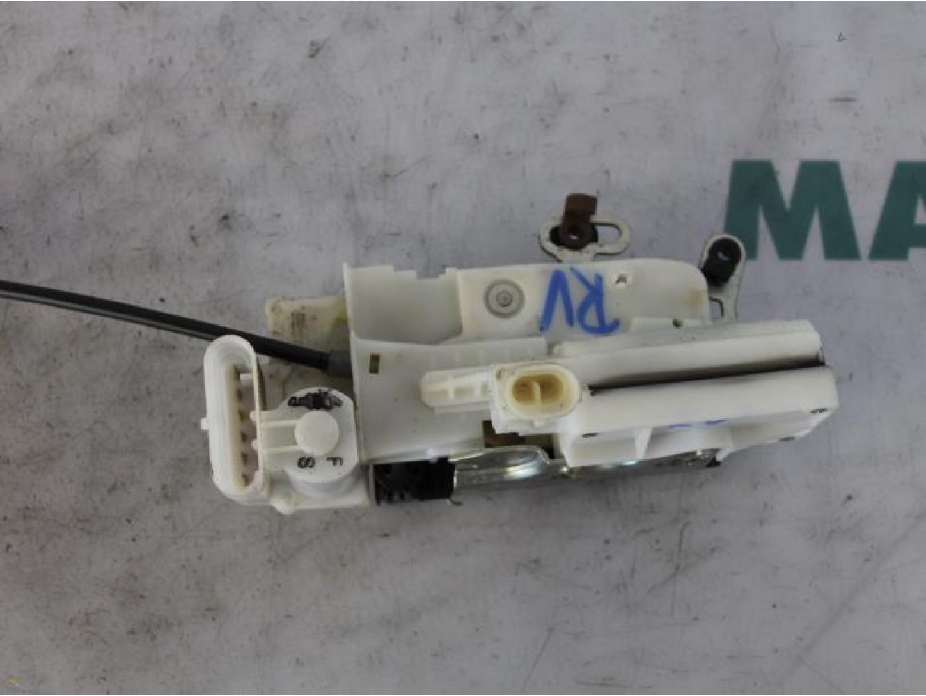 Lancia - Thesis - Front door lock mechanism 4-door, right