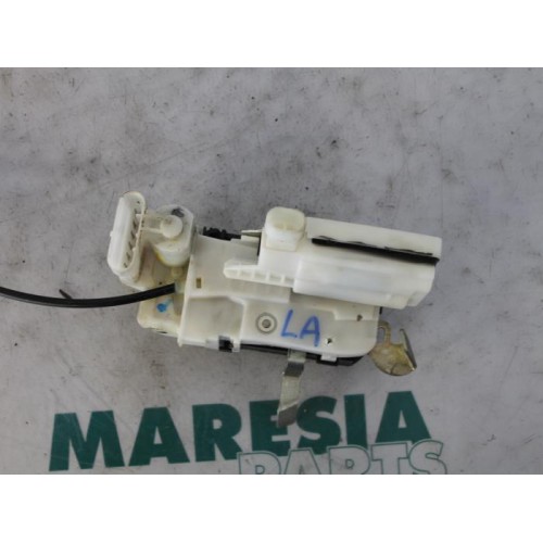 Lancia - Thesis - Rear door lock mechanism 4-door, left