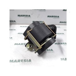 Renault - Megane Scenic - Rear seatbelt, centre