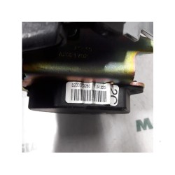 Renault - Megane Scenic - Rear seatbelt, centre