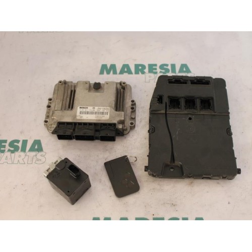 Renault - Megane Scenic - Engine management computer