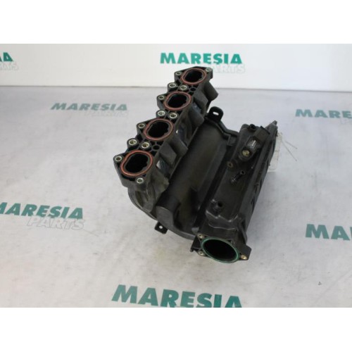 Citroen - Xsara - Intake manifold