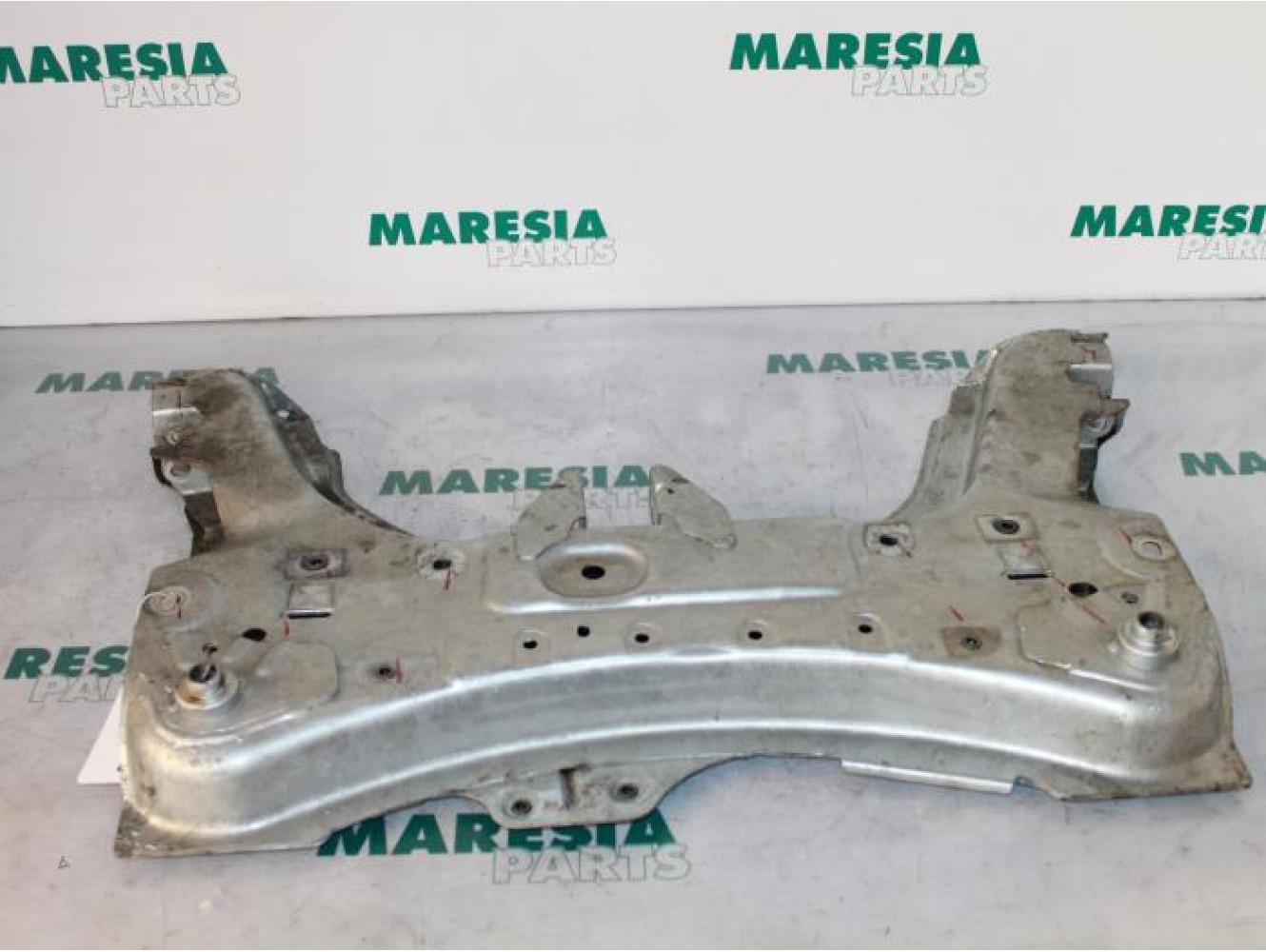 Renault - Clio - Subframe