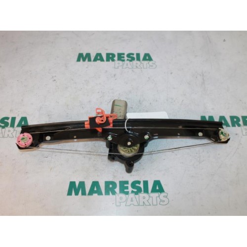 Fiat - Punto - Window mechanism 4-door, front right