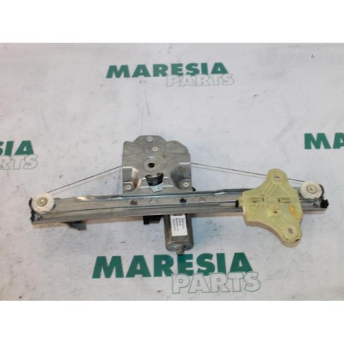 Renault - Clio - Rear door window mechanism 4-door, left