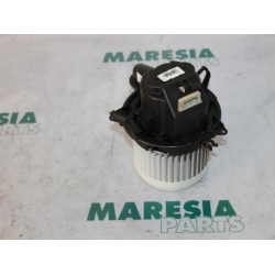 Renault - Clio - Heating and ventilation fan motor