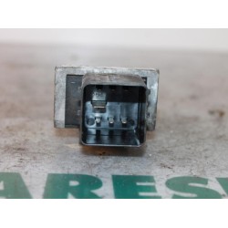 Peugeot - Partner - Glow plug relay