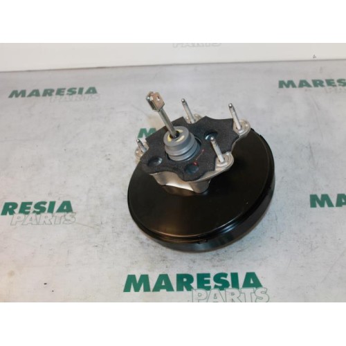 Renault - Clio - Brake servo