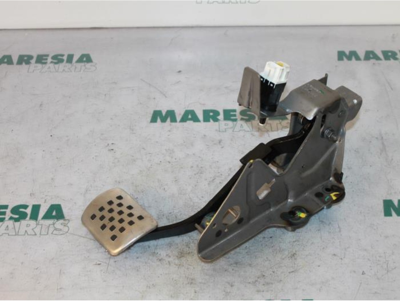 Renault - Clio - Bremspedal