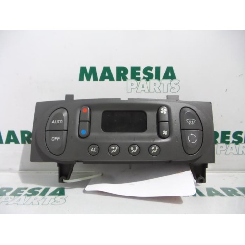 Renault - Megane Scenic - Heater control panel