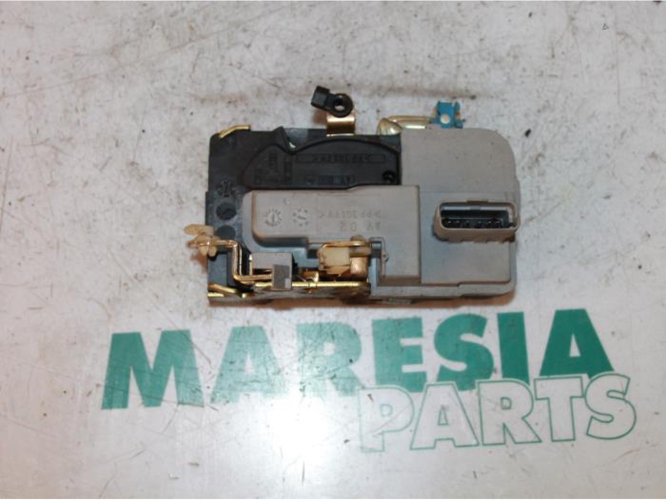 Peugeot - Partner - Front door lock mechanism 4-door, right