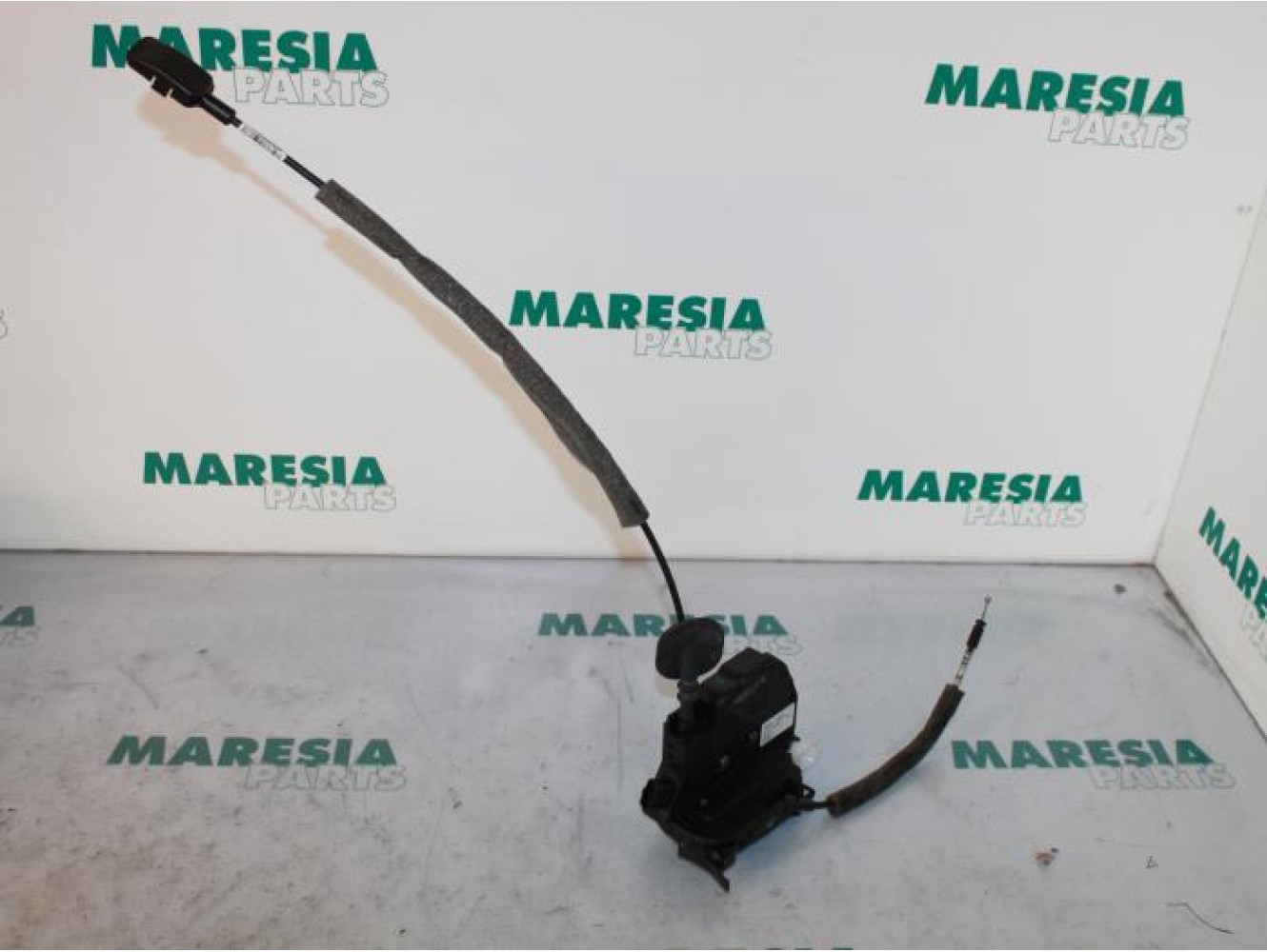 Renault - Clio - Door lock mechanism 4-door, front left