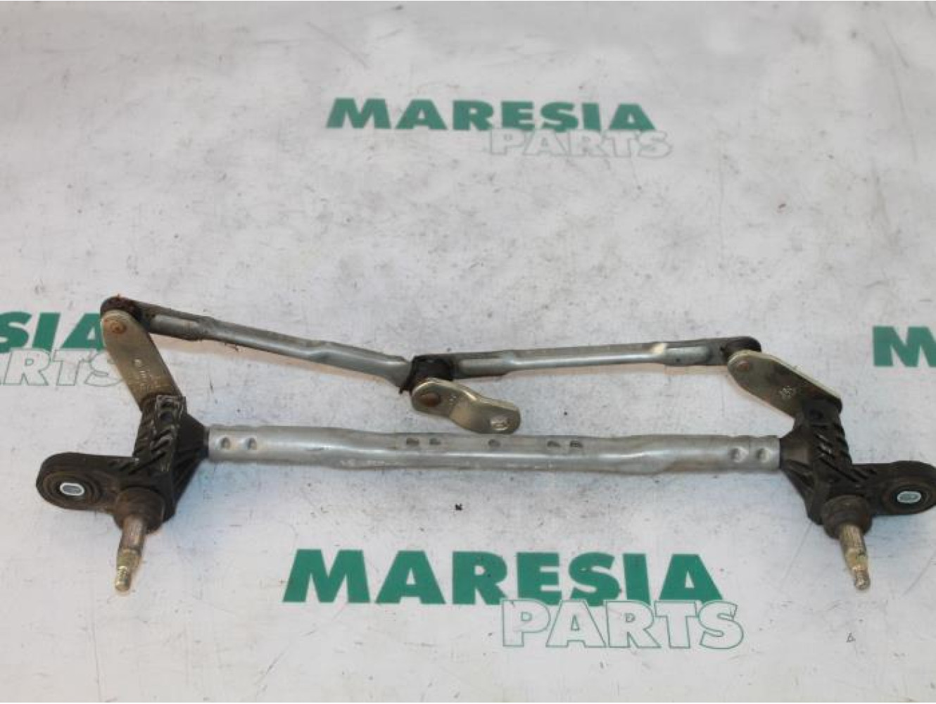 Fiat - 500 - Wiper mechanism