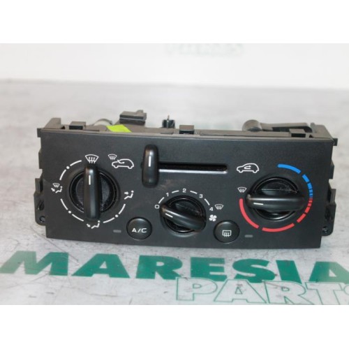 Peugeot - 207 - Heater control panel