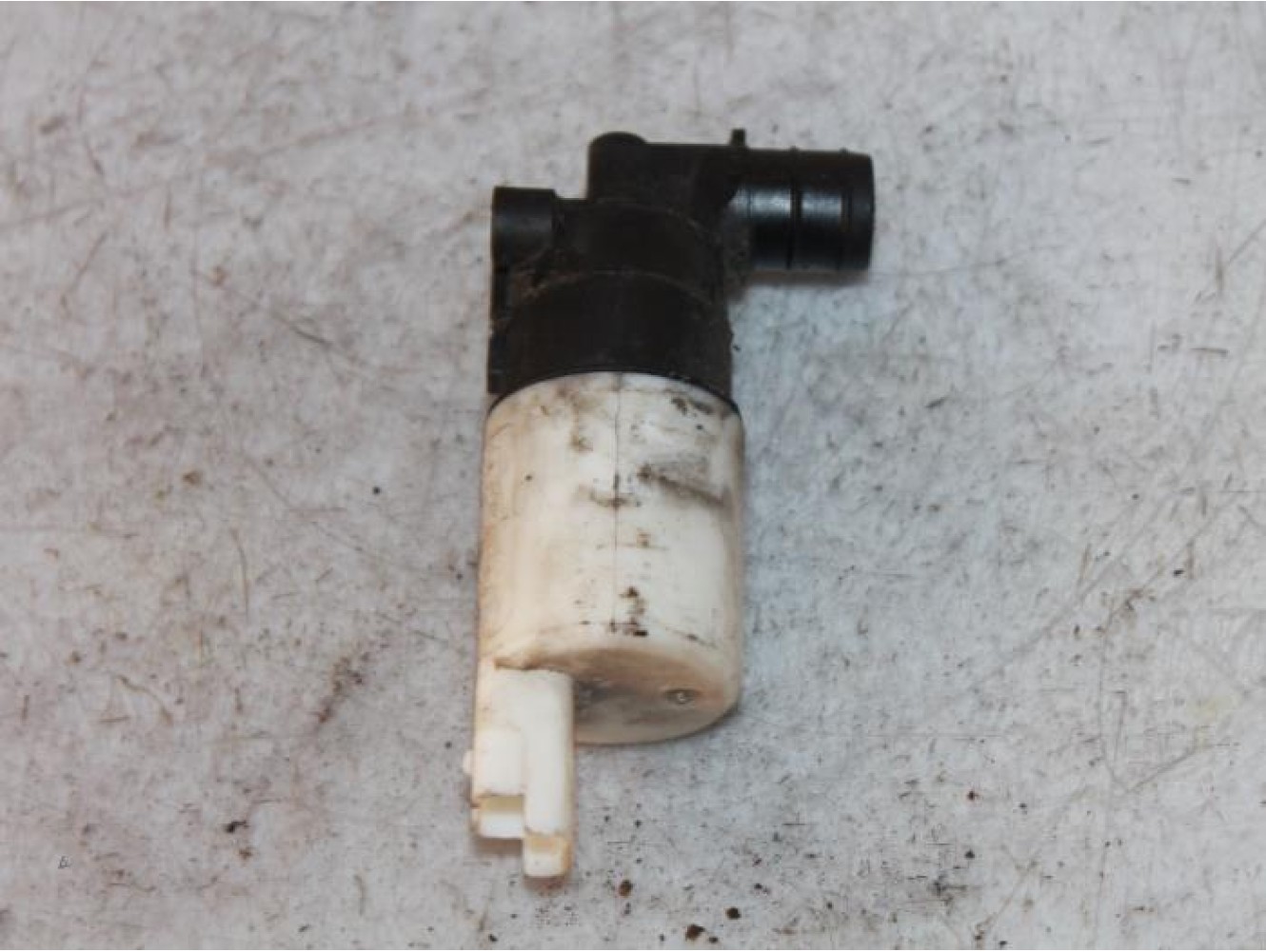 Peugeot - 308 - Scheibensprüherpumpe vorne