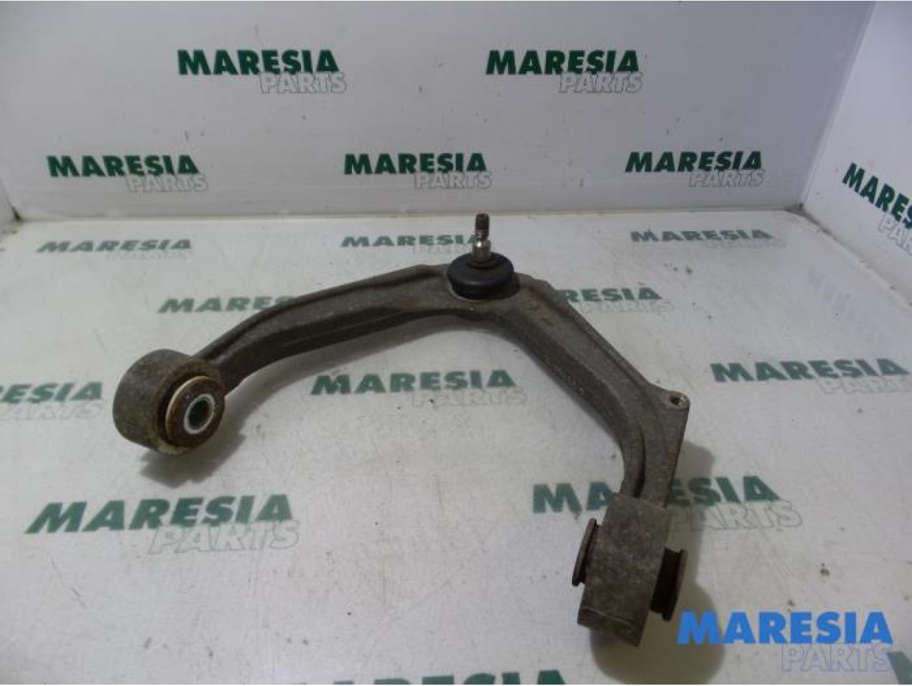 Alfa Romeo - 159 - Querlenker oben links vorne
