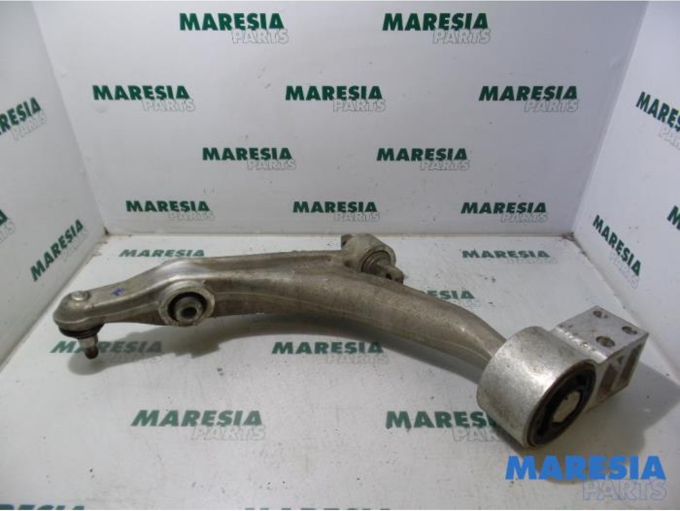 Alfa Romeo - 159 - Front lower wishbone, left