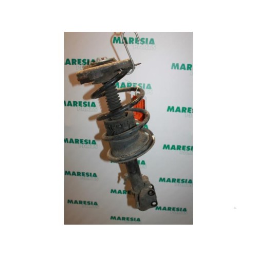 Renault - Megane Scenic - Front shock absorber rod, left
