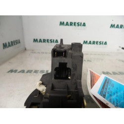 Renault - Megane Scenic - Front door lock mechanism 4-door, right
