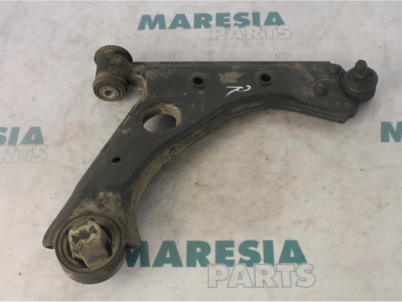 Peugeot - Bipper - Front lower wishbone, right